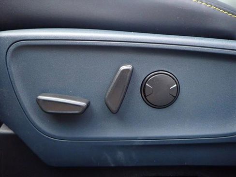 New 2026 Ford Maverick Lobo image 11