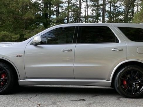 Used 2019 Dodge Durango SRT image 4