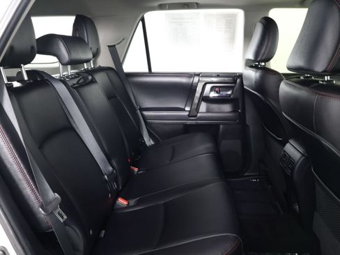 Used 2023 Toyota 4Runner TRD Off-Road Premium w/ Moonroof Package AWD/4WD image 29