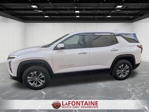 Used 2025 Chevrolet Equinox LT FWD image 2