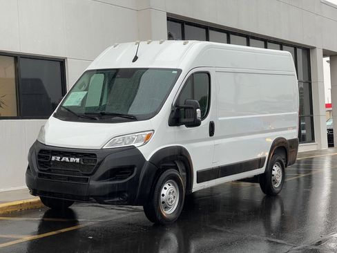 Used 2023 RAM ProMaster 2500 FWD image 4