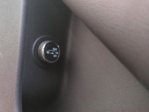 Used 2023 Cadillac XT6 Sport image 30