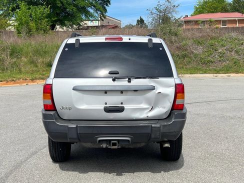 Used 2004 Jeep Grand Cherokee Laredo w/ Convenience Group image 2