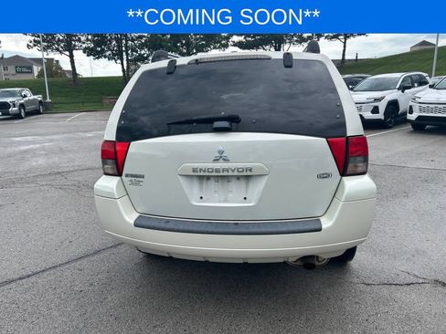 Used 2008 Mitsubishi Endeavor SE FWD image 8
