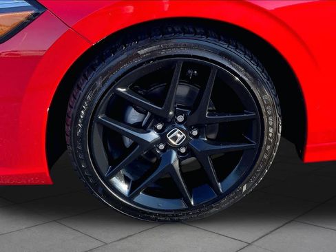 Used 2024 Honda Civic Sport image 11