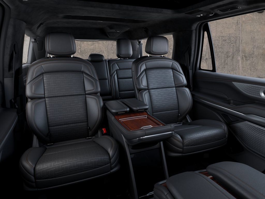 New 2027 Lincoln Navigator L Black Label AWD/4WD image 11