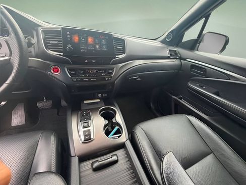 Used 2023 Honda Passport EX-L image 25