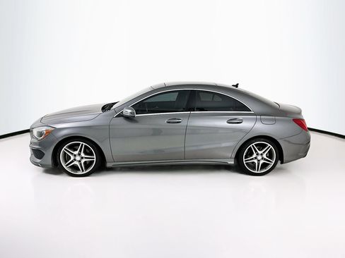 Used 2014 Mercedes-Benz CLA 250 image 5