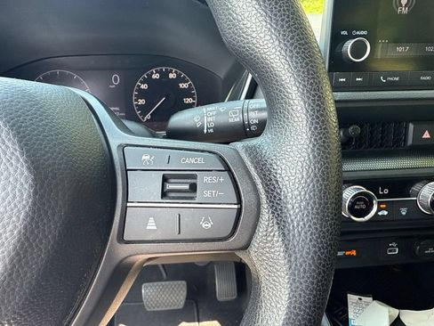 Used 2024 Honda CR-V LX image 14