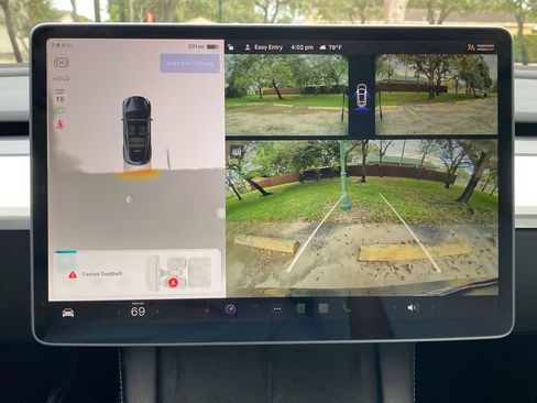 Used 2024 Tesla Model Y Performance image 24