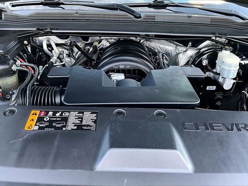 Certified 2017 Chevrolet Suburban Premier image 26