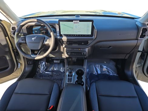 New 2025 Ford Bronco Sport Outer Banks w/ Sasquatch Outer Banks Package image 9