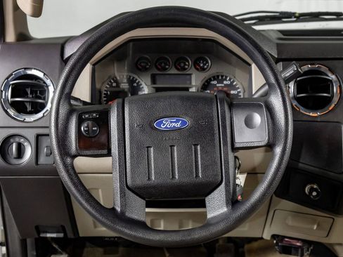 Used 2008 Ford F250 XLT image 16