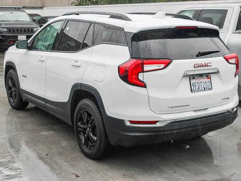 Used 2022 GMC Terrain AT4 w/ Tech Package image 7