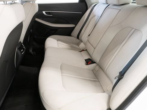 Used 2025 Hyundai Sonata SEL FWD image 27