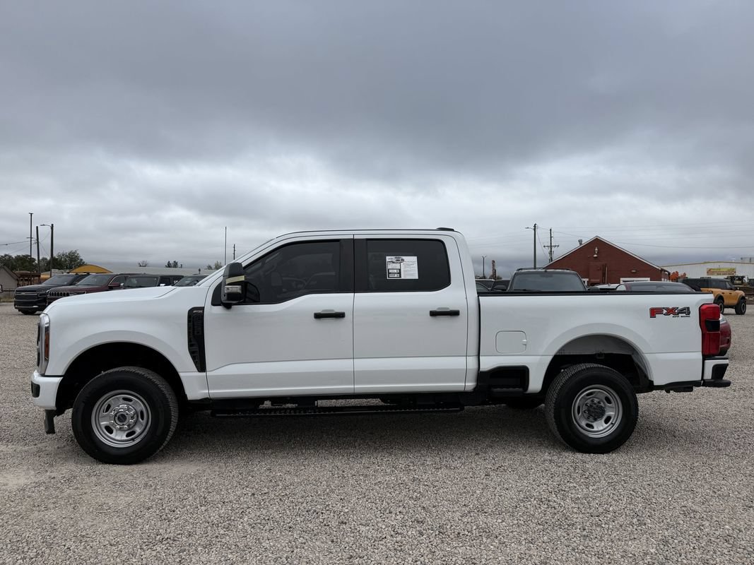 Used 2024 Ford F250 XL w/ STX Appearance Package AWD/4WD image 6