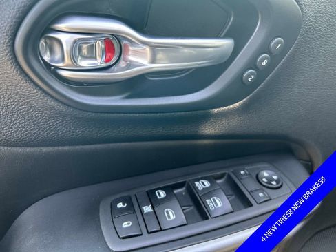 Certified 2021 Jeep Cherokee Limited w/ Elite Package image 20