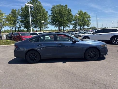 Used 2025 Honda Accord SE image 8