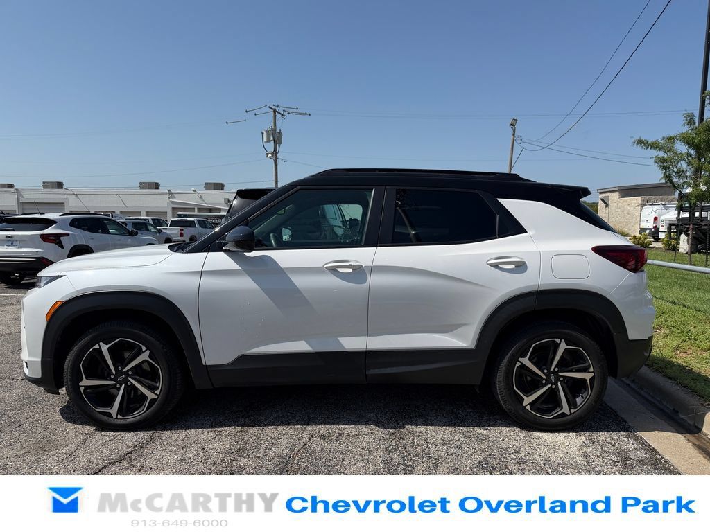 Used 2022 Chevrolet TrailBlazer RS w/ Sun and Liftgate Package AWD/4WD image 6