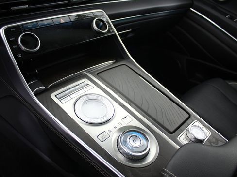 Used 2021 Genesis GV80 2.5T w/ Advanced Package 02 image 17