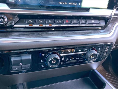 Used 2023 Chevrolet Silverado 1500 LTZ w/ LTZ Premium Texas Edition image 31