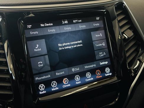 Used 2020 Jeep Cherokee Limited FWD image 65