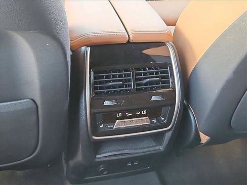 Certified 2025 BMW X5 xDrive40i w/ Executive Package AWD/4WD image 18