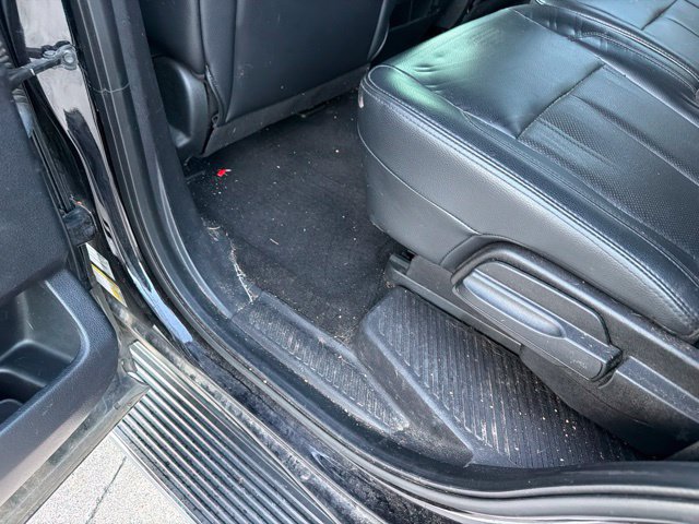 Used 2019 Ford Expedition XLT w/ Equipment Group 202A RWD image 25