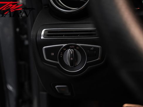 Used 2017 Mercedes-Benz C 63 AMG Cabriolet image 40