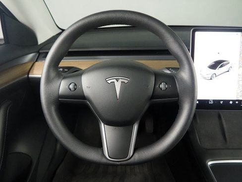 Used 2023 Tesla Model 3 RWD image 18