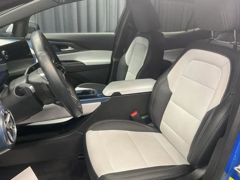 Used 2024 Chevrolet Equinox EV LT image 12