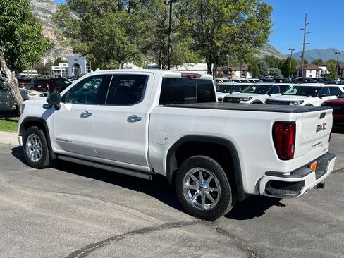 Used 2021 GMC Sierra 1500 Denali w/ Denali Ultimate Package AWD/4WD image 12