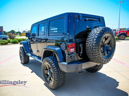 Used 2017 Jeep Wrangler Unlimited Sport AWD/4WD image 5