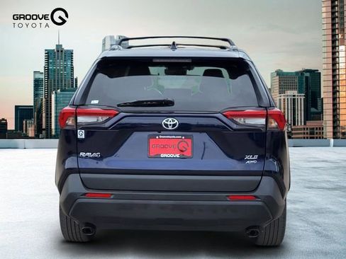 Used 2025 Toyota RAV4 XLE Premium w/ Weather Package image 5