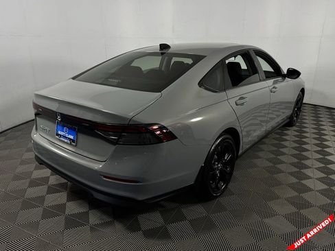 New 2025 Honda Accord SE image 7