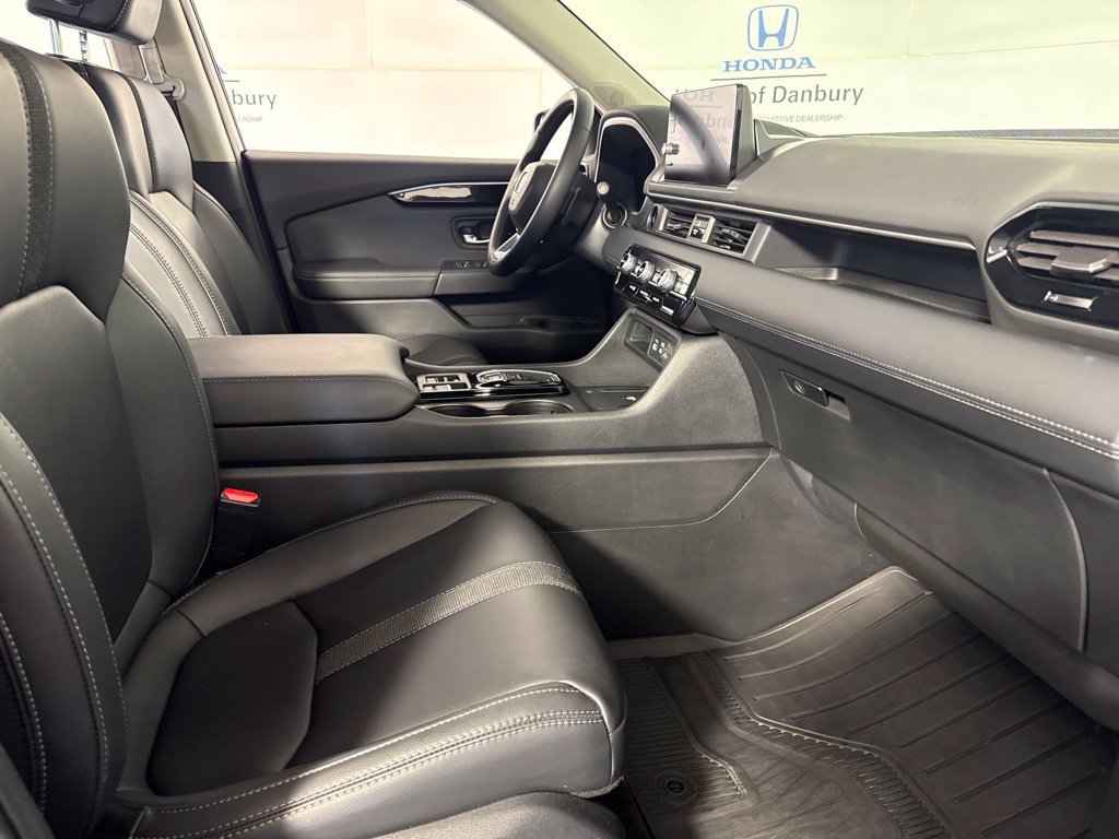 Certified 2024 Honda Pilot EX-L image 6