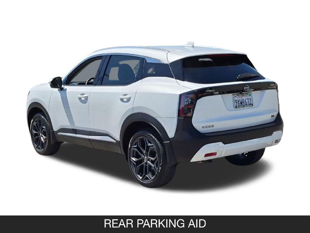 Certified 2025 Nissan Kicks SR FWD image 7