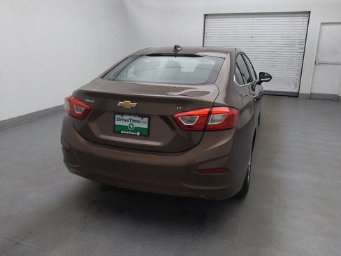 Used 2019 Chevrolet Cruze LT image 7