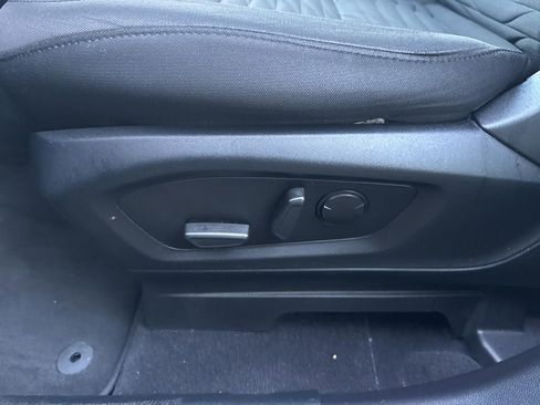 Certified 2020 Ford Explorer XLT image 9