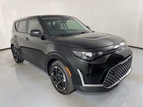 New 2025 Kia Soul EX image 2