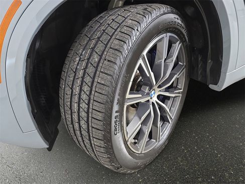 Certified 2025 BMW X5 xDrive40i w/ M Sport Package image 34