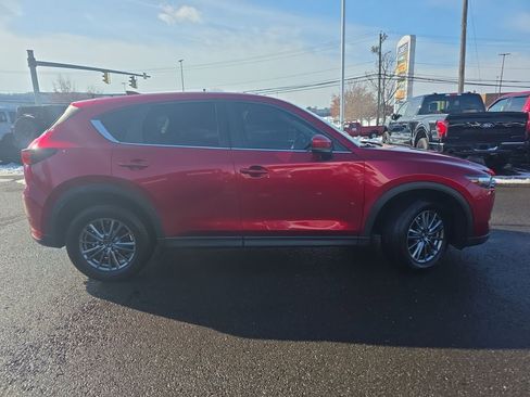 Used 2017 MAZDA CX-5 Touring image 8