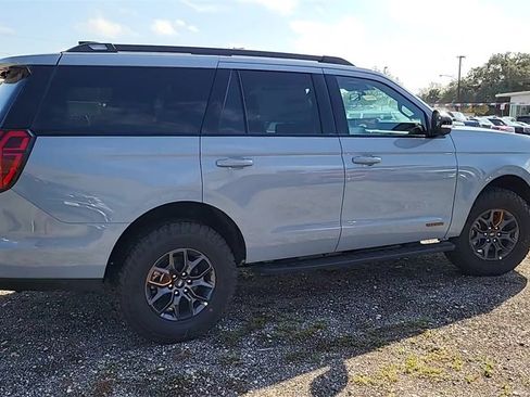 New 2025 Ford Expedition Tremor image 8