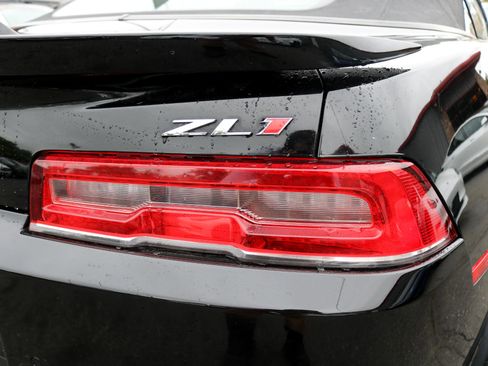 Used 2014 Chevrolet Camaro ZL1 image 10