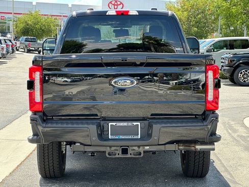 New 2026 Ford F250 Lariat w/ Black Appearance Package AWD/4WD image 6