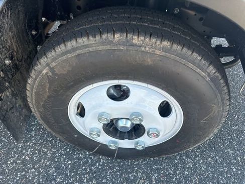 New 2024 Chevrolet Low Cab Forward image 9