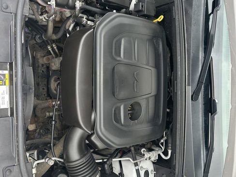 Used 2020 Dodge Durango SXT AWD/4WD image 21