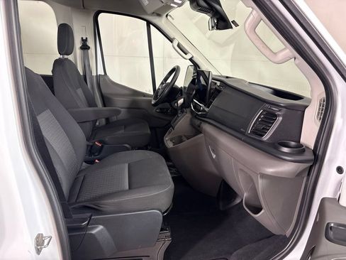 Used 2023 Ford Transit 350 XLT RWD image 22