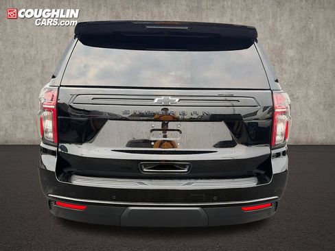 Used 2024 Chevrolet Suburban Z71 w/ Luxury Package AWD/4WD image 7