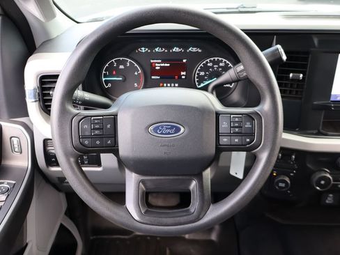 Used 2025 Ford F250 XLT AWD/4WD image 23